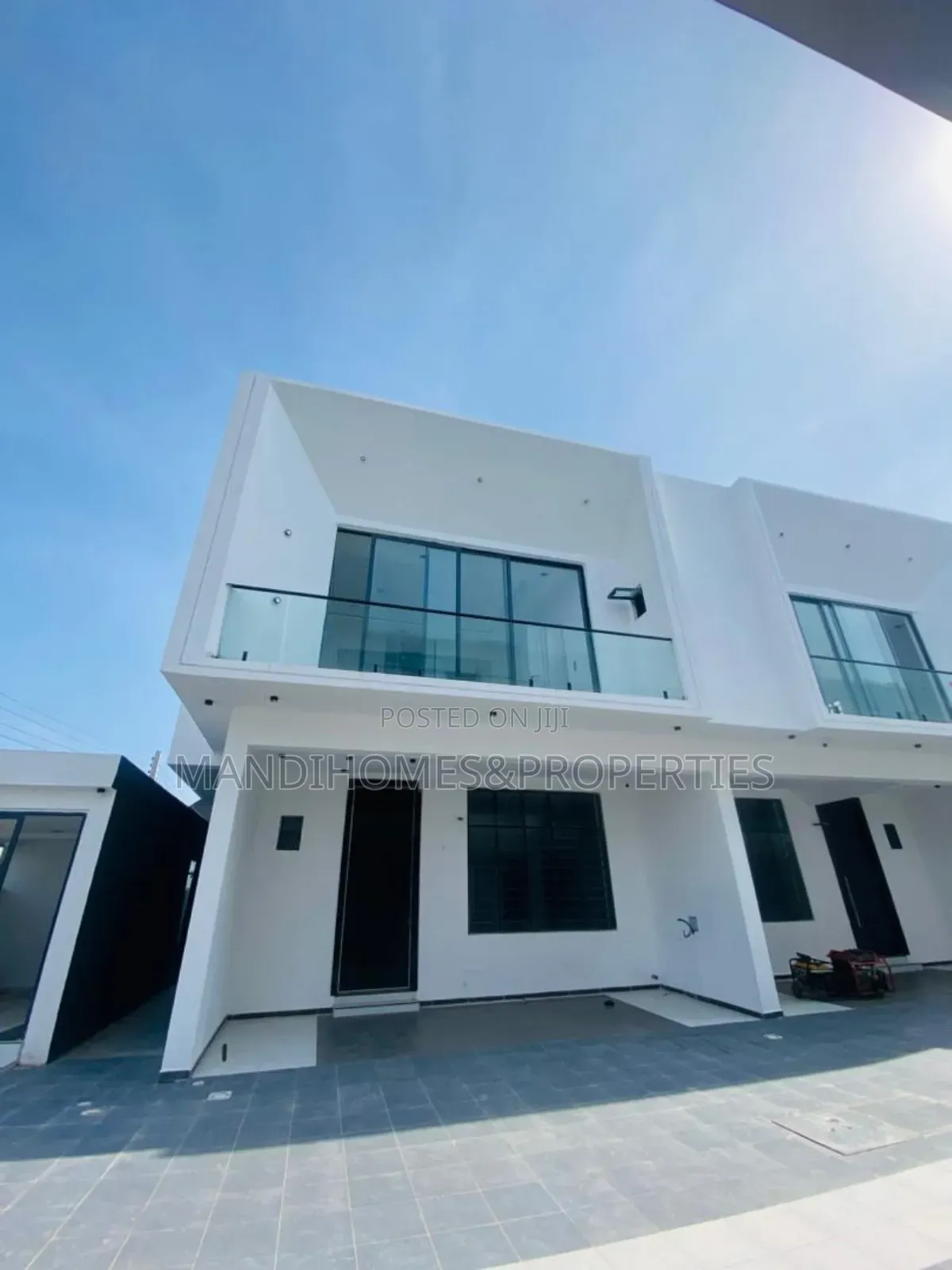 4bdrm Duplex in Lekki for sale