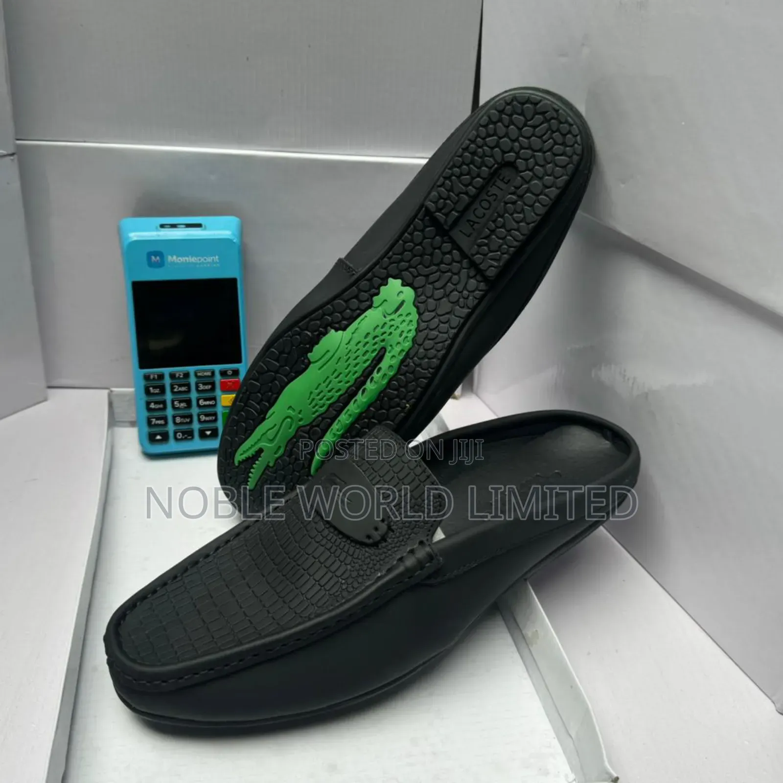 White/Black Solid Half Shoes Aku 6e