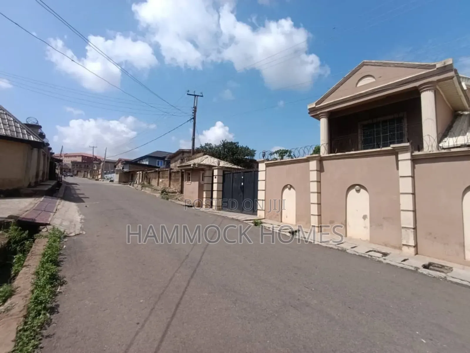 5bdrm Duplex in Tinubu Estate, Iwo Road for sale