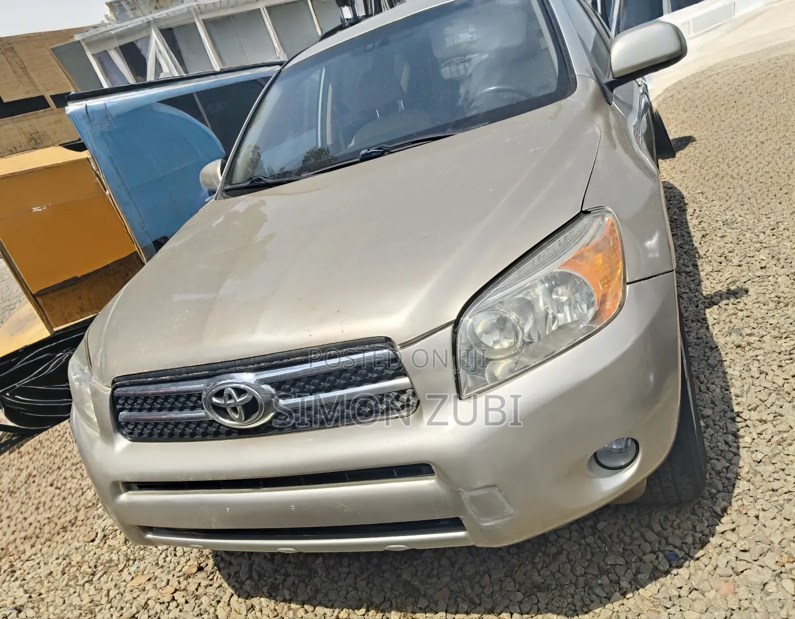 Toyota RAV4 2.4 2008 Gold