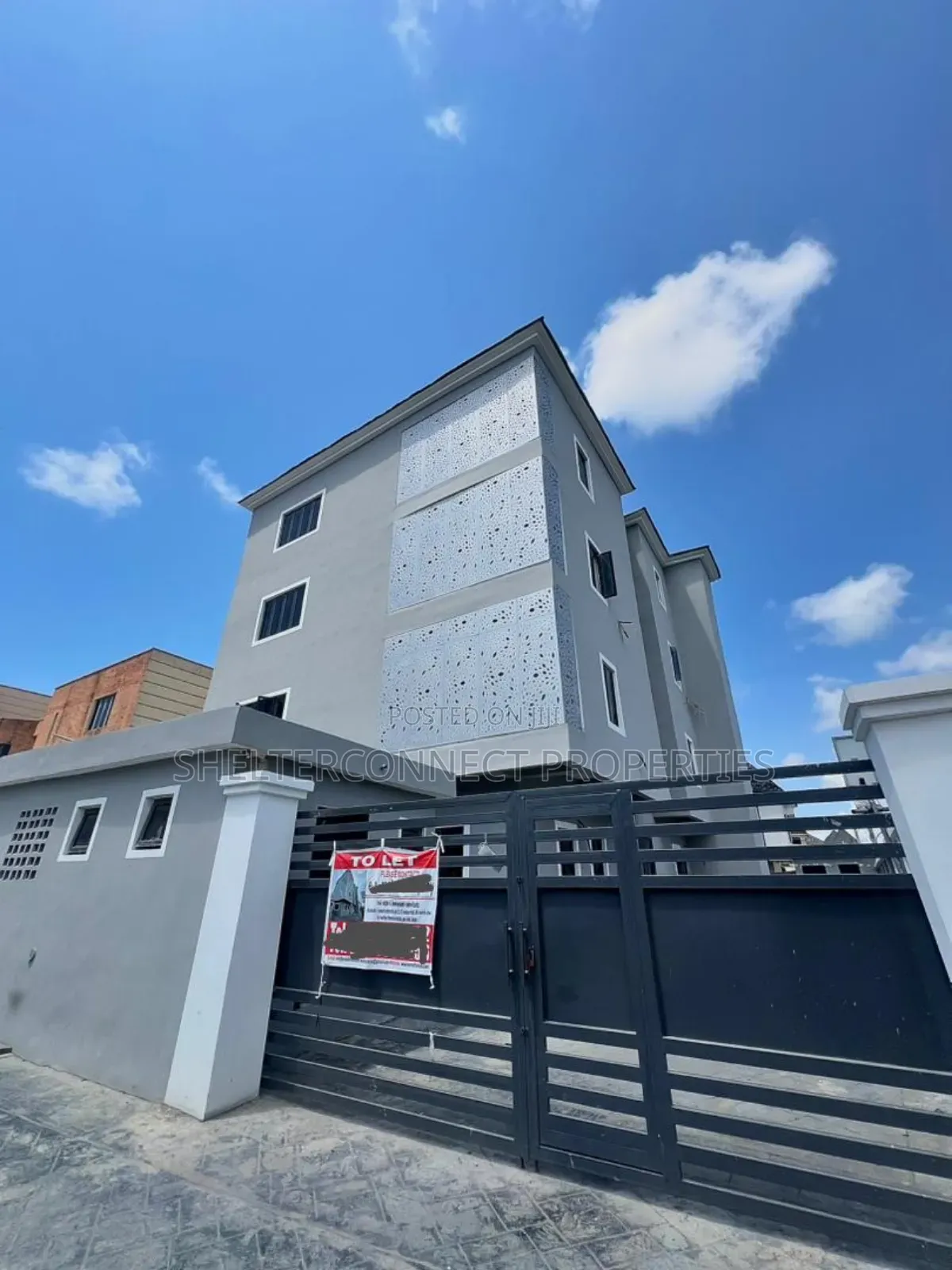 Office Space on 3 Floors With Elevator