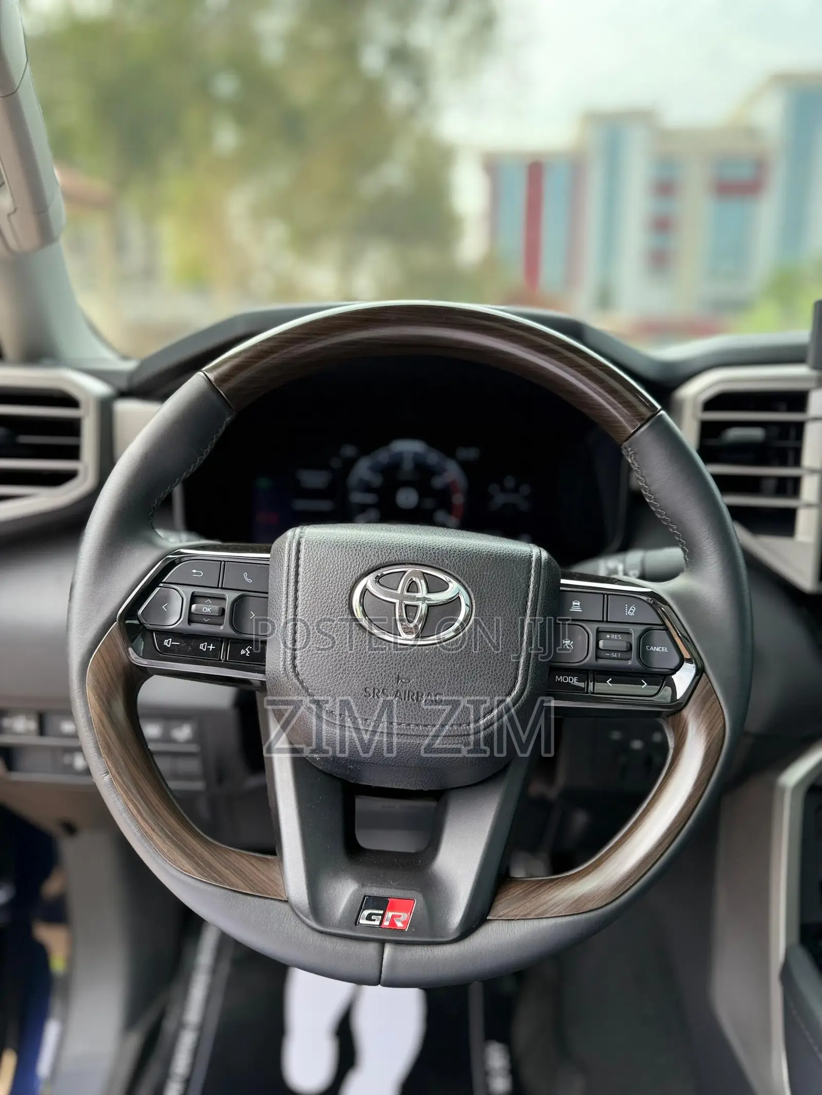 Toyota Tundra Hybrid 2024 Blue