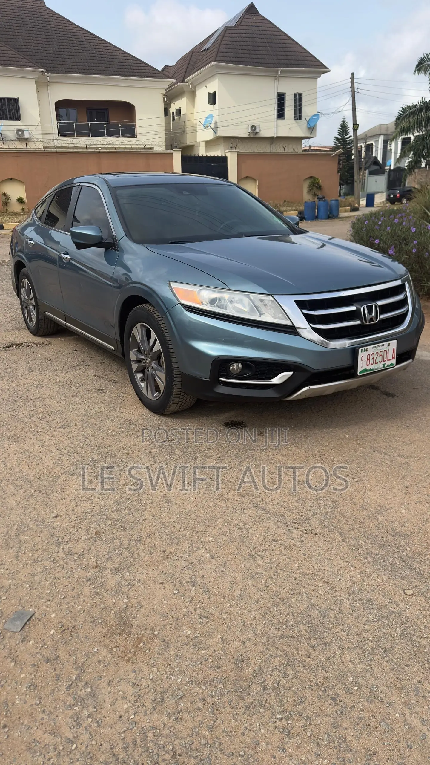 Honda Crosstour 2013 Blue