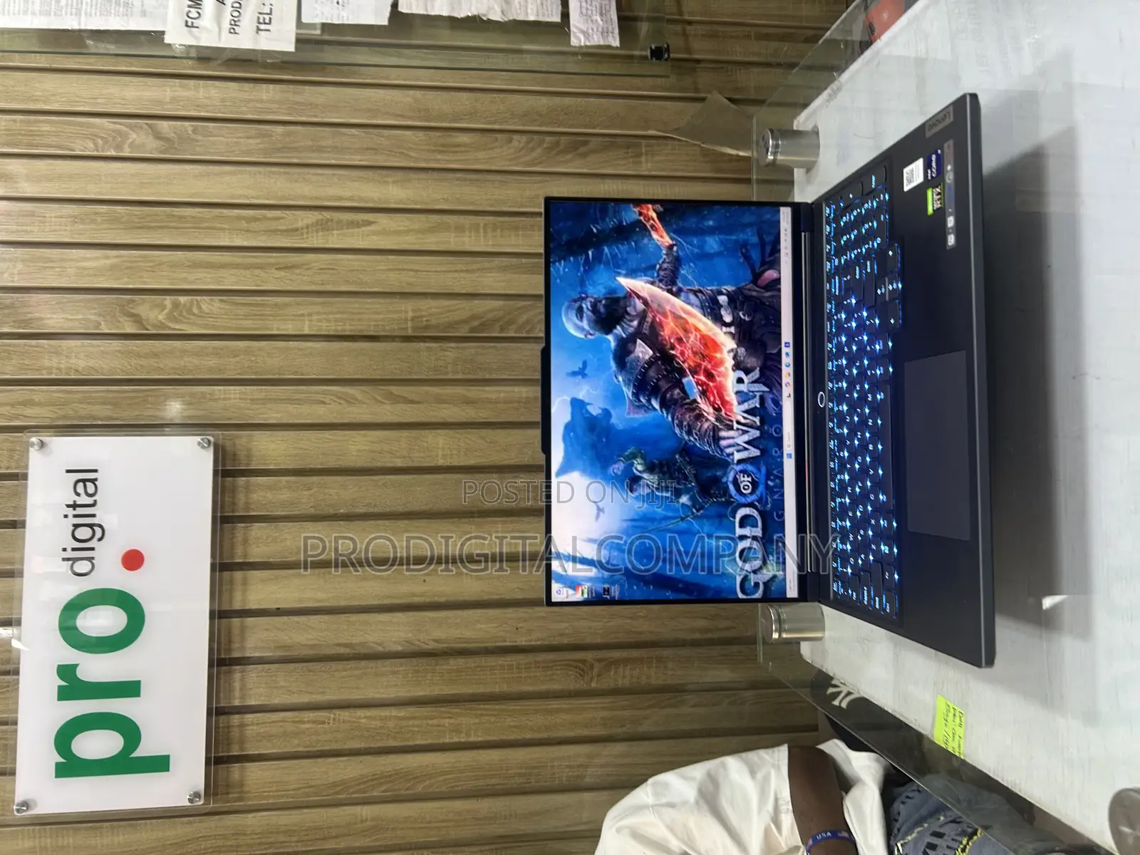 Laptop Asus ROG Zephyrus G15 16GB AMD Ryzen 9 SSD 1T