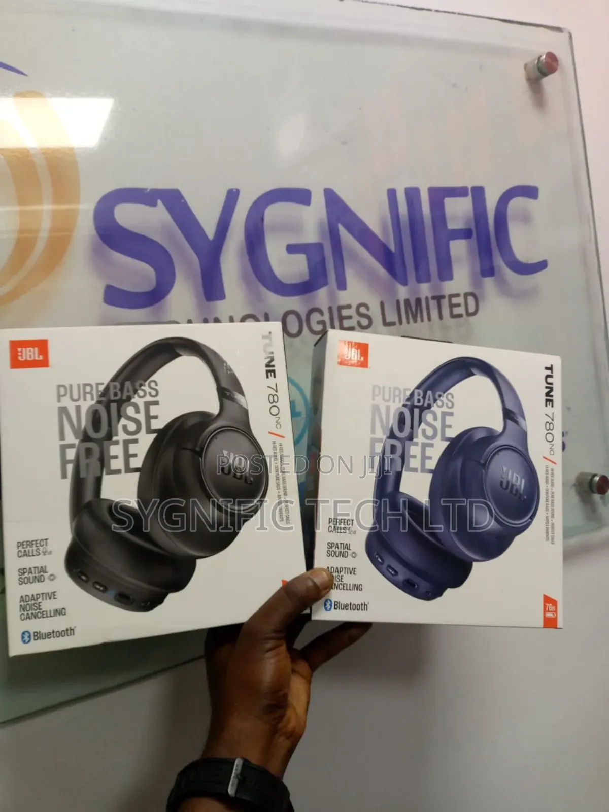JBL Tune 780nc Headphone