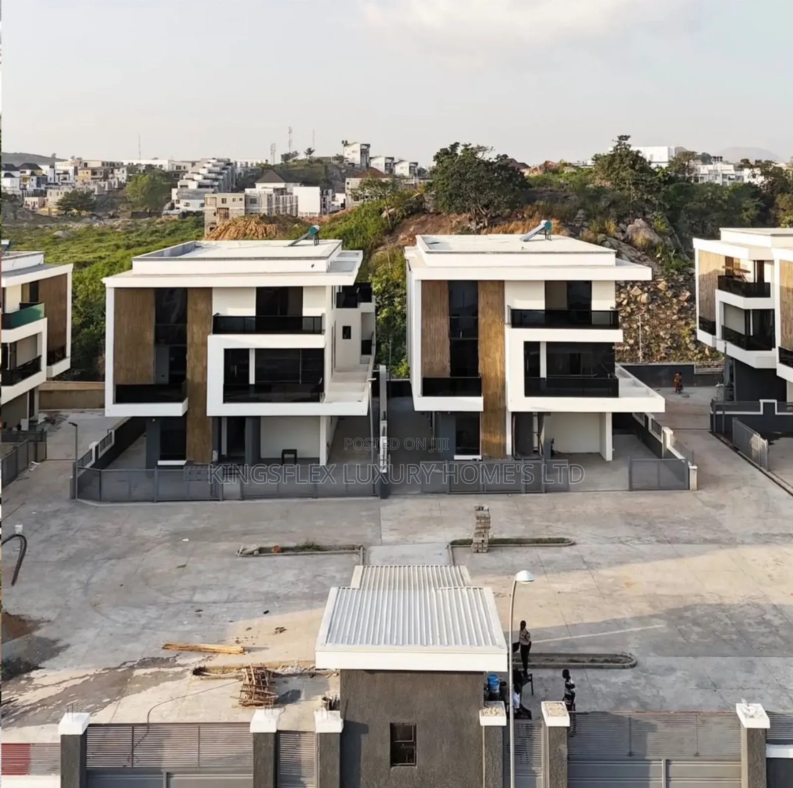 6bdrm Duplex in Estate, Guzape District for sale