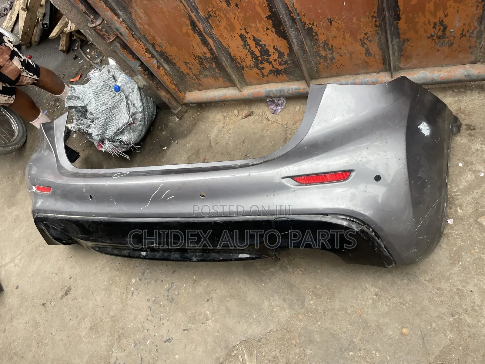 Infiniti Q30 Back Bumper Available