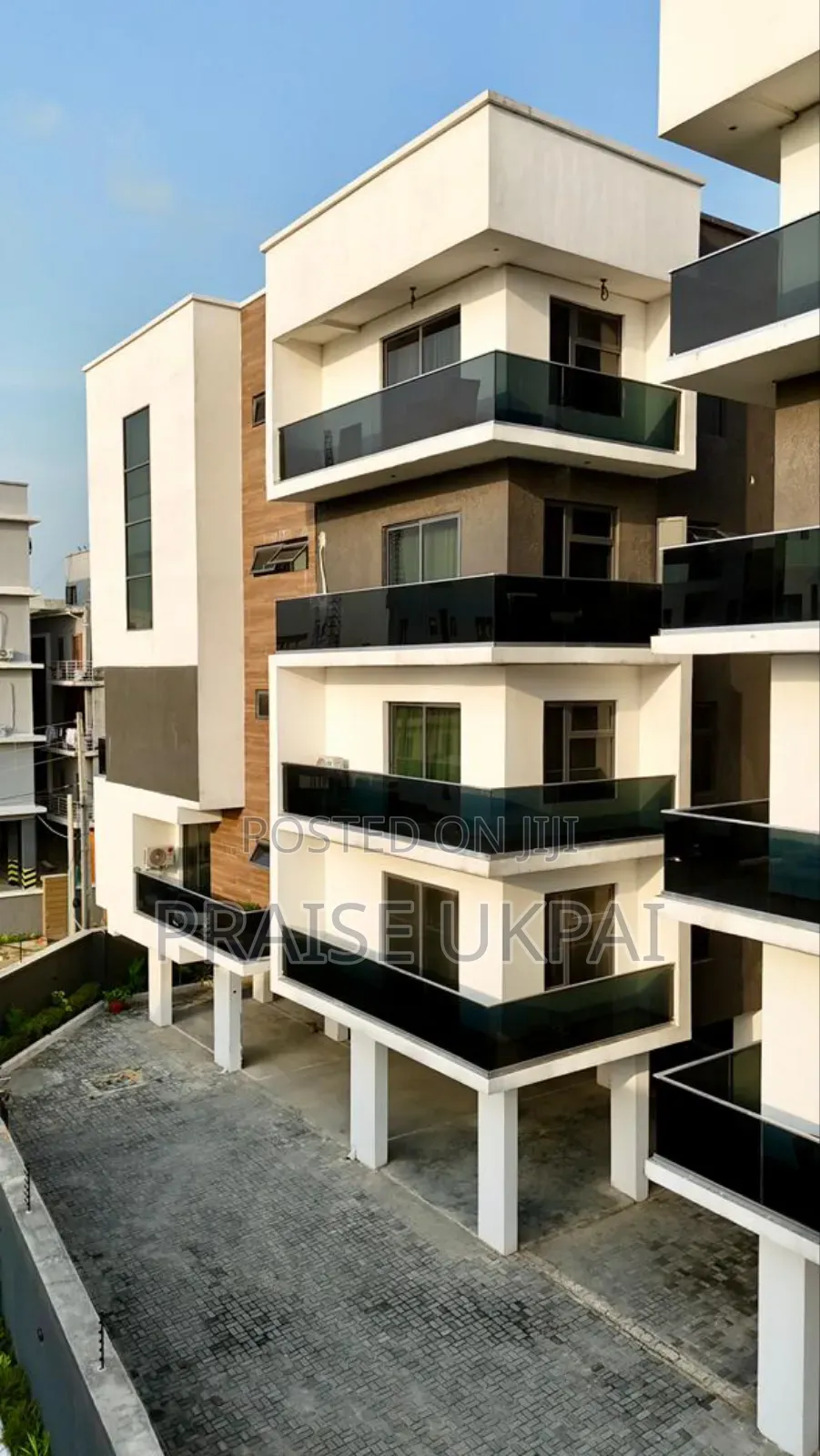 2 Bedroom With Ps5 Lekki Phase 1
