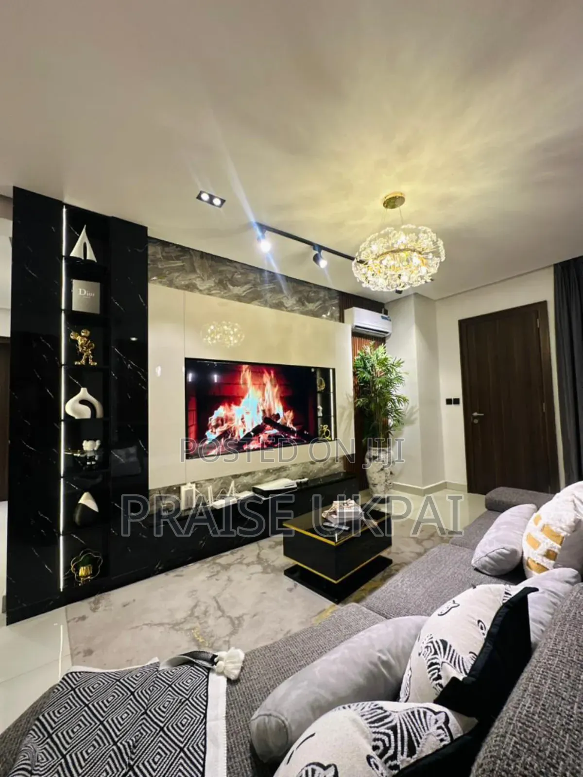 2 Bedroom With Ps5 Lekki Phase 1