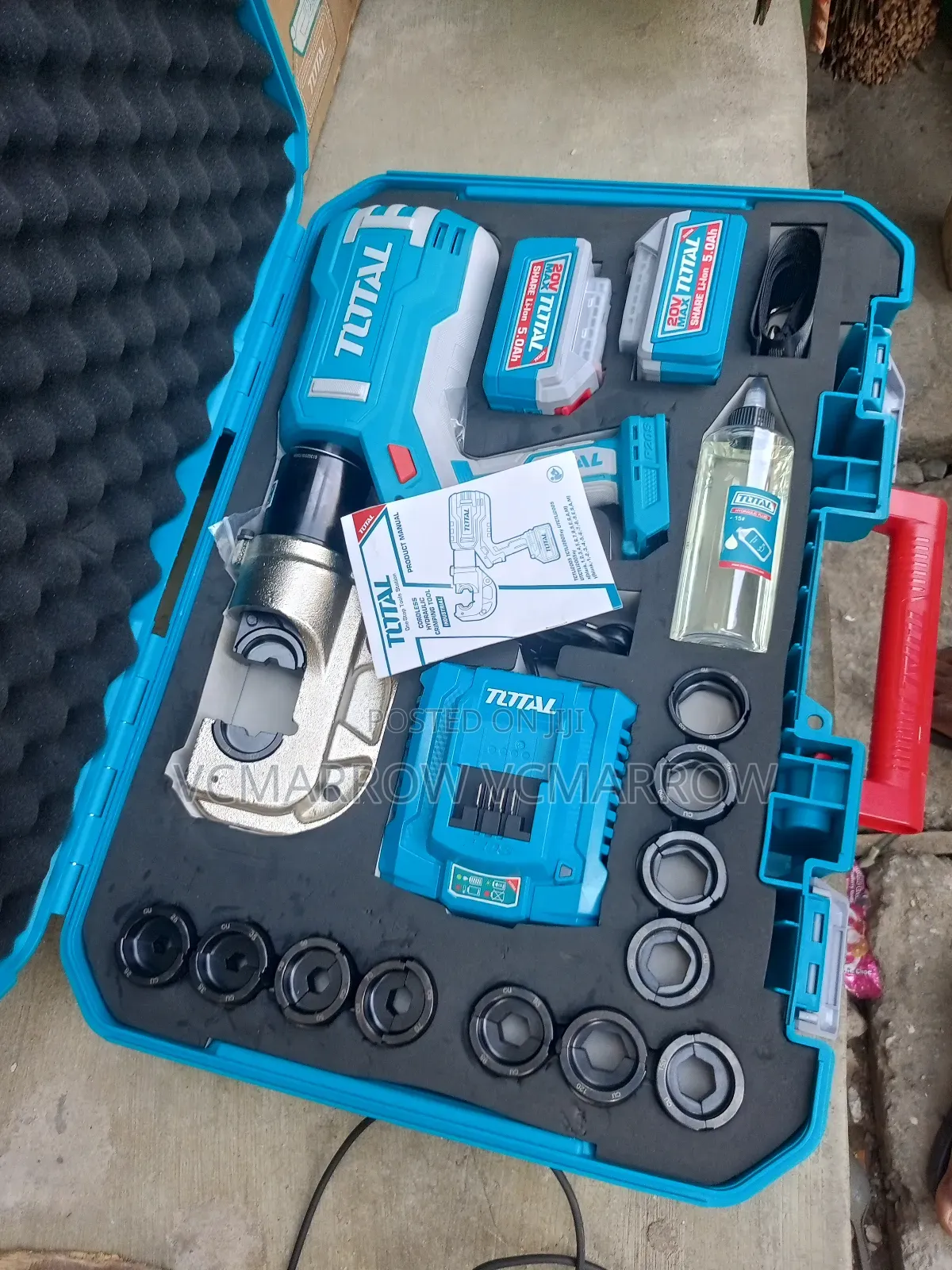 Total Tctli2002 Li-Ion Hydraulic Crimping Tool.