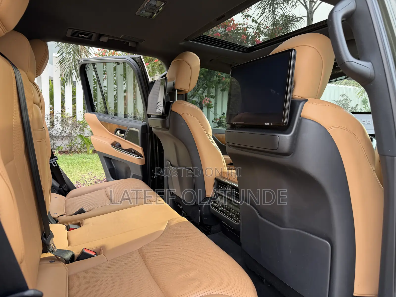 Lexus LX 600 2023 Green