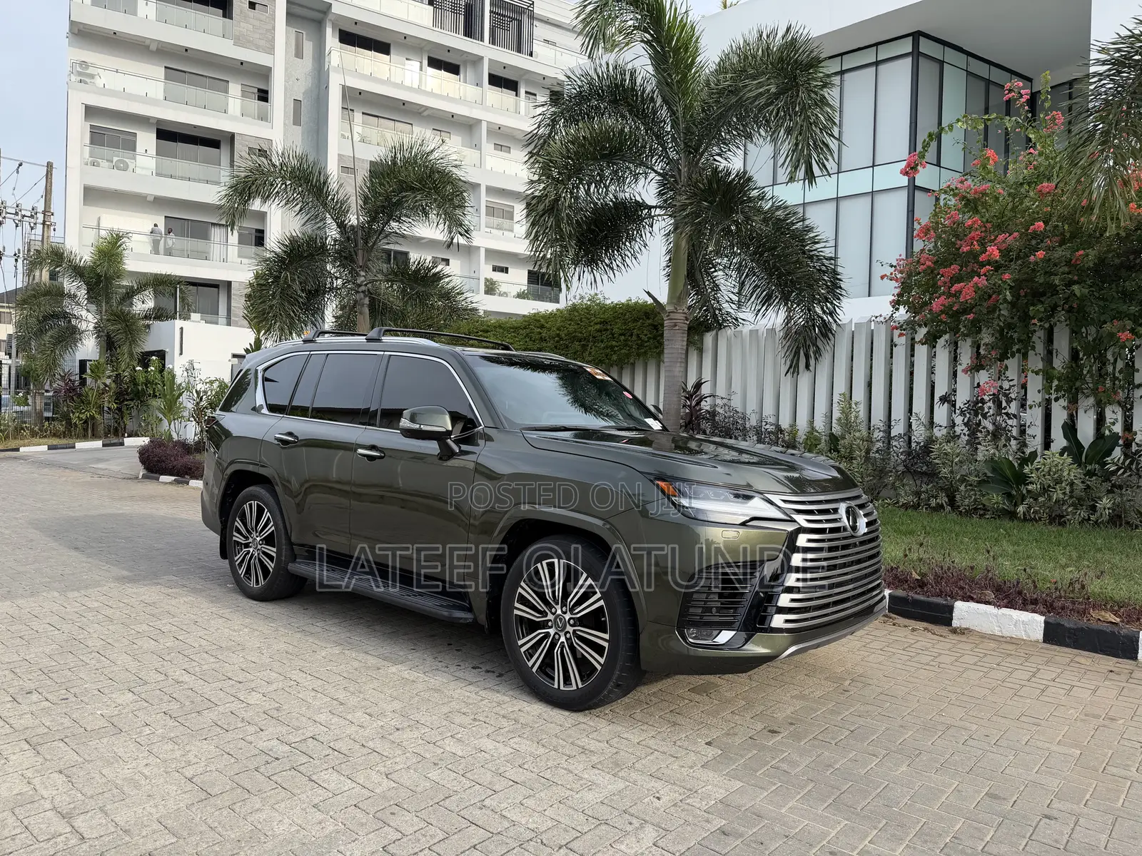 Lexus LX 600 2023 Green