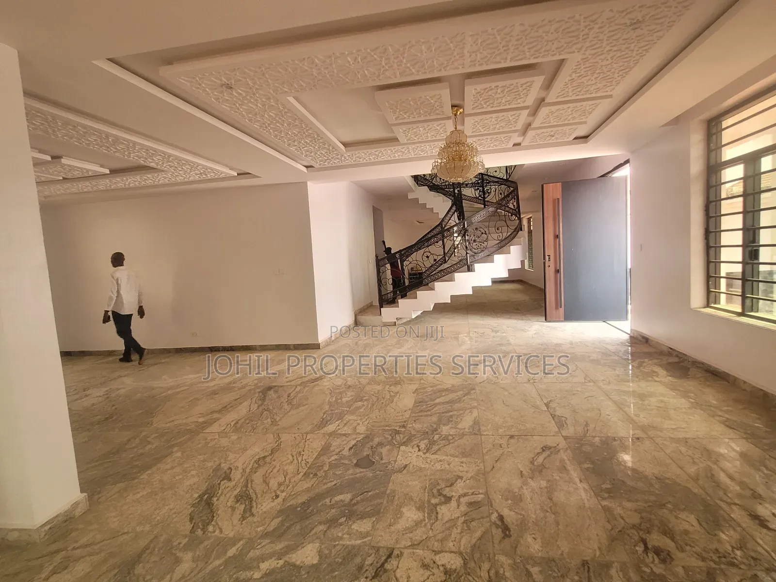 6bdrm Duplex in Asokoro for sale