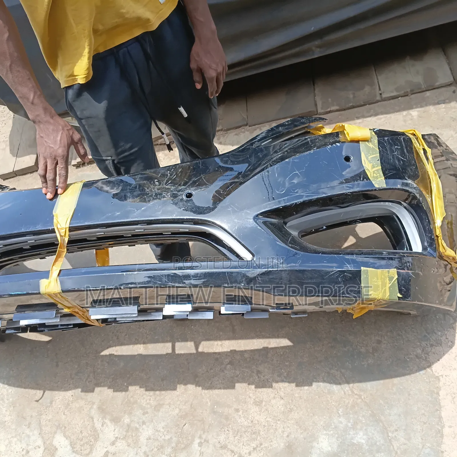 Hyundai Azera 2013 Front Bumper