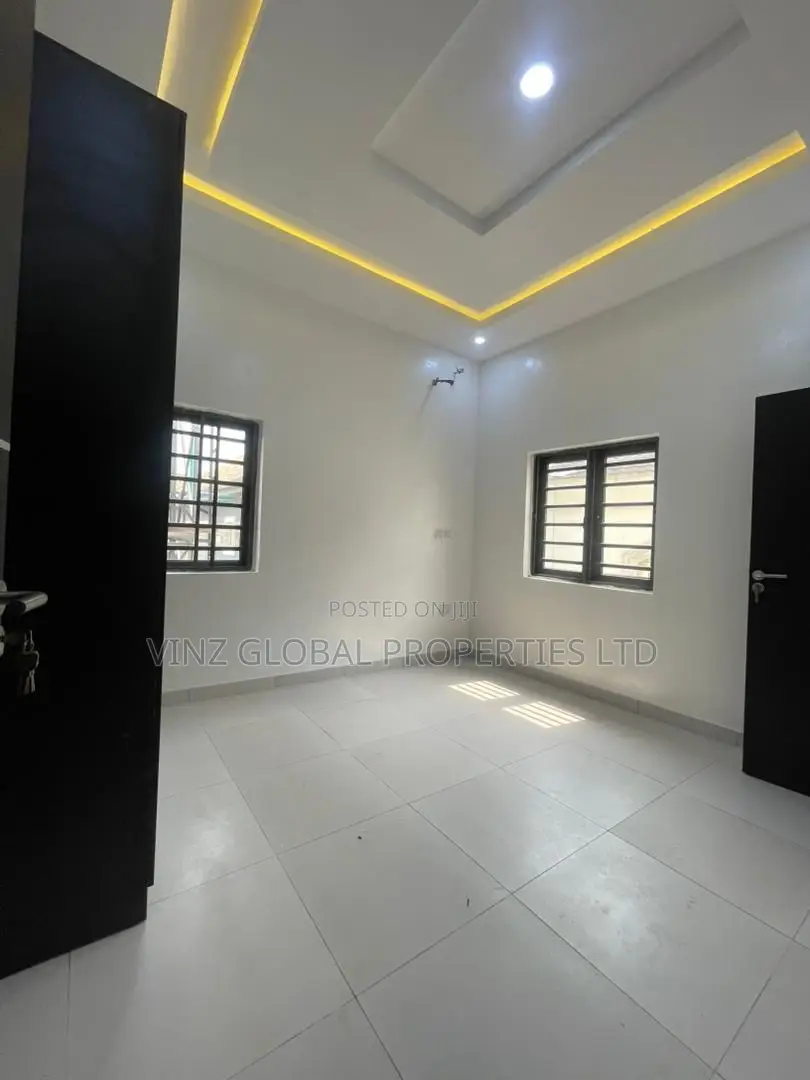 4bdrm Townhouse / Terrace in Ajah for rent
