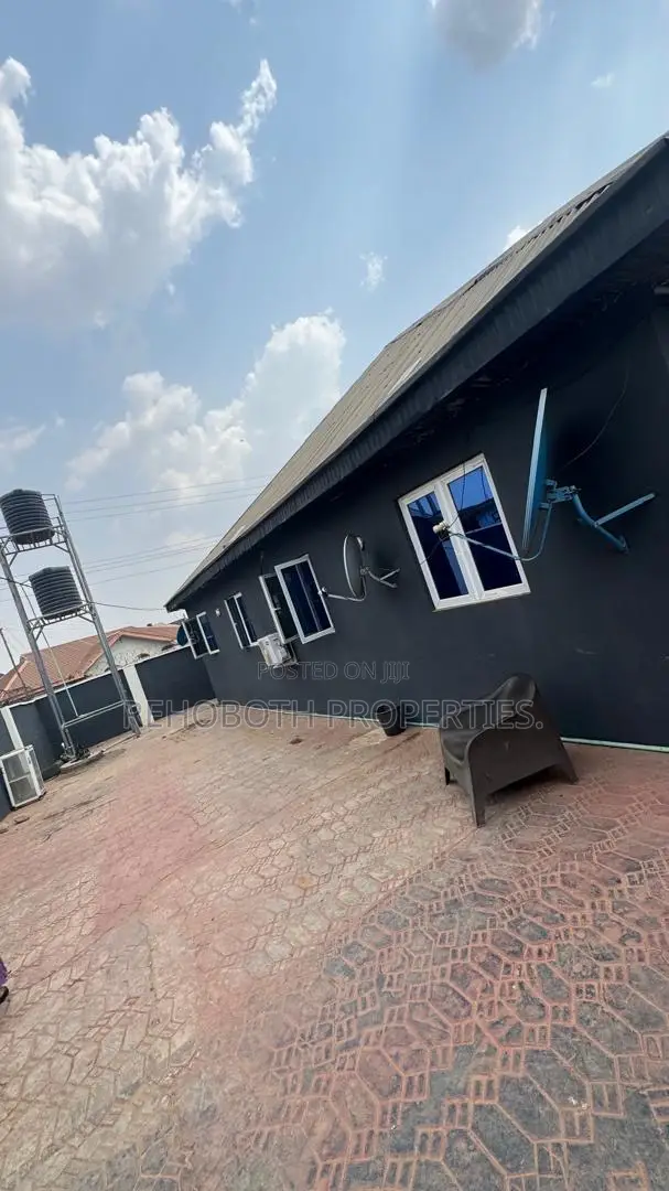 2bdrm Bungalow in Promise Land Elebu, Akala Express for rent