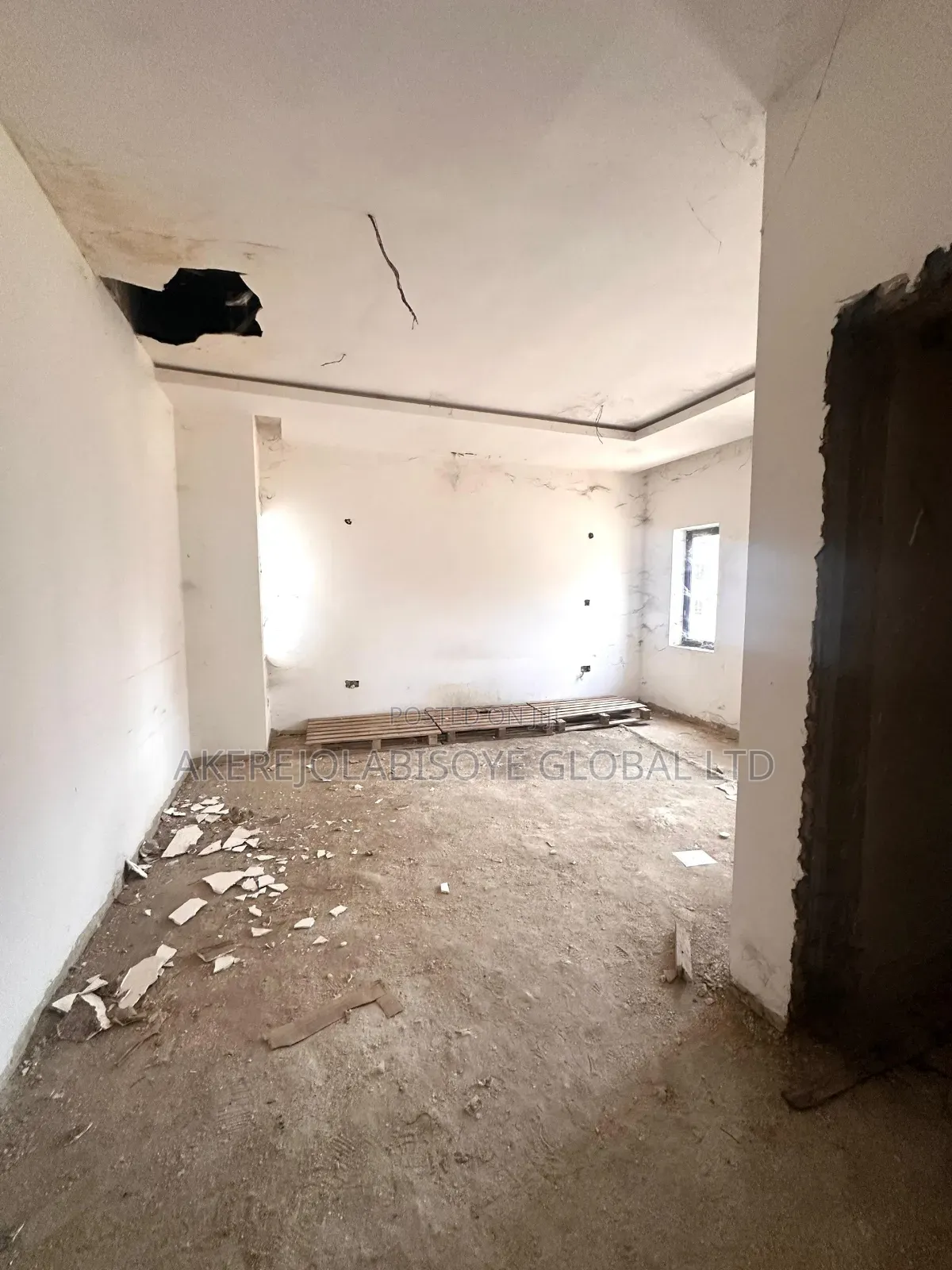 3bdrm Apartment in Jahi Gilmore, Abuja for sale