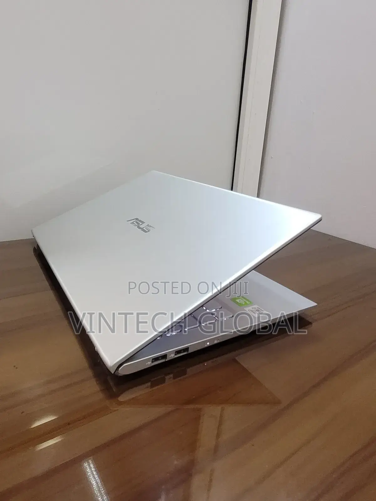 Laptop Asus VivoBook S551LB 16GB Intel Core i7 HDD+SSD 256GB