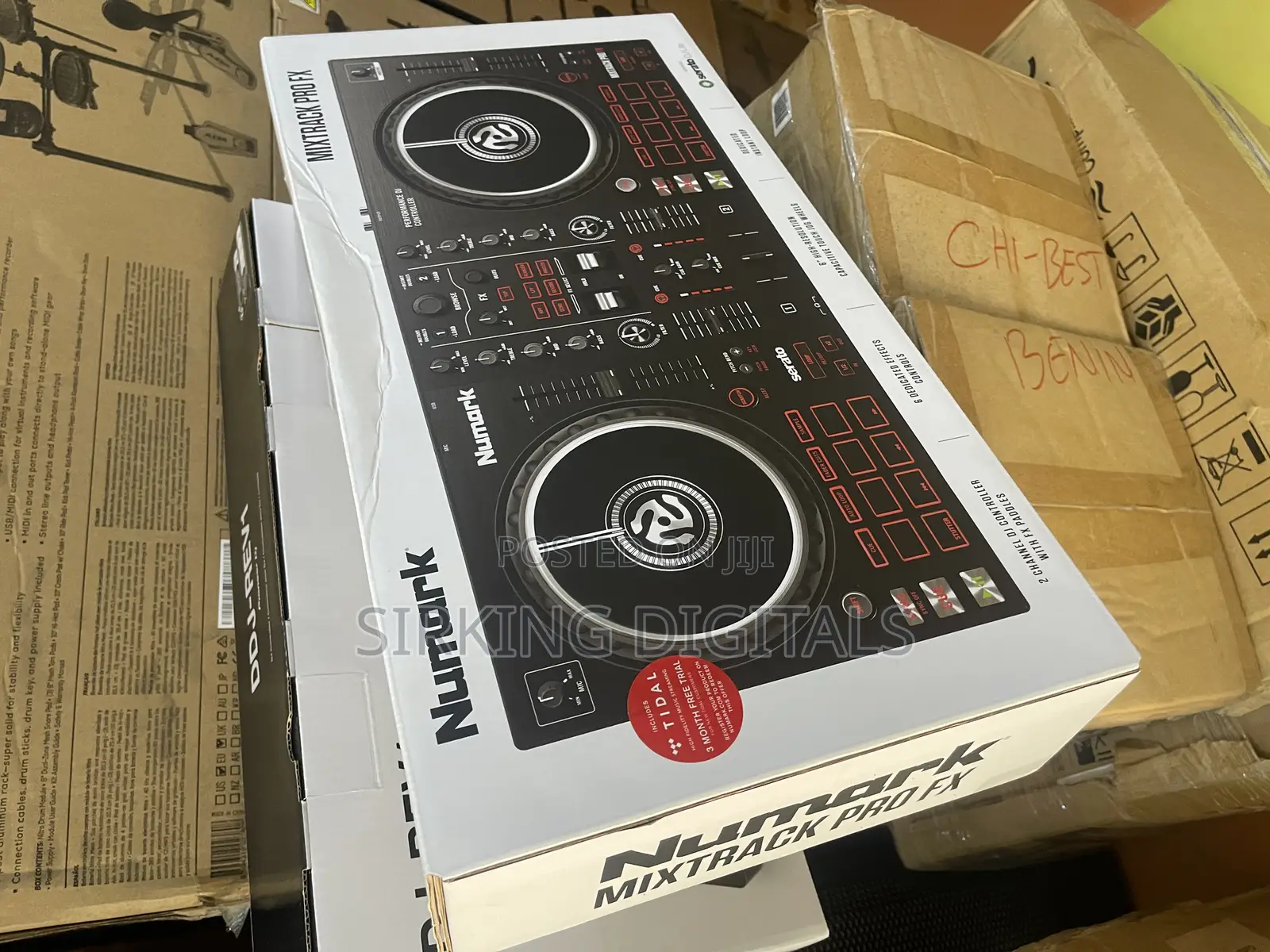 Numark Quality Mixtrack Platinum Fx Dj Controller