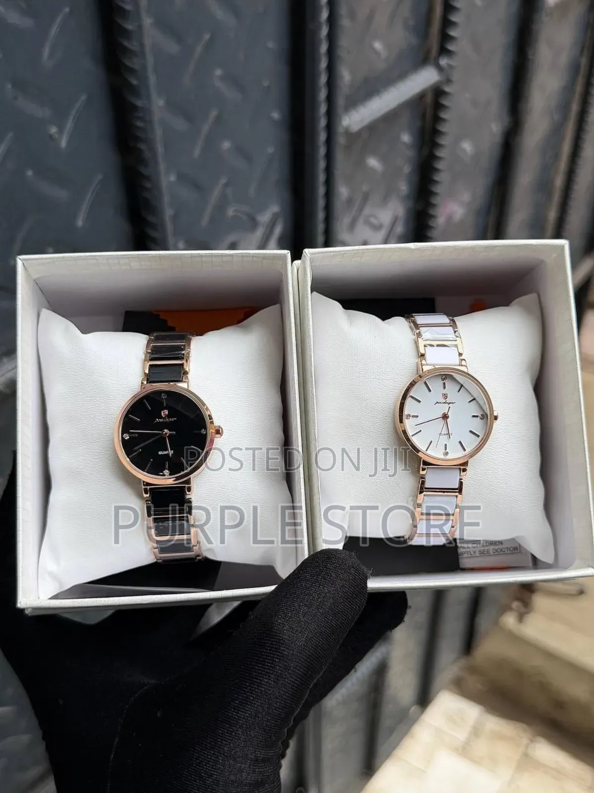 Poedagar Women Watch 30m Water Resistant Sapphire Glass