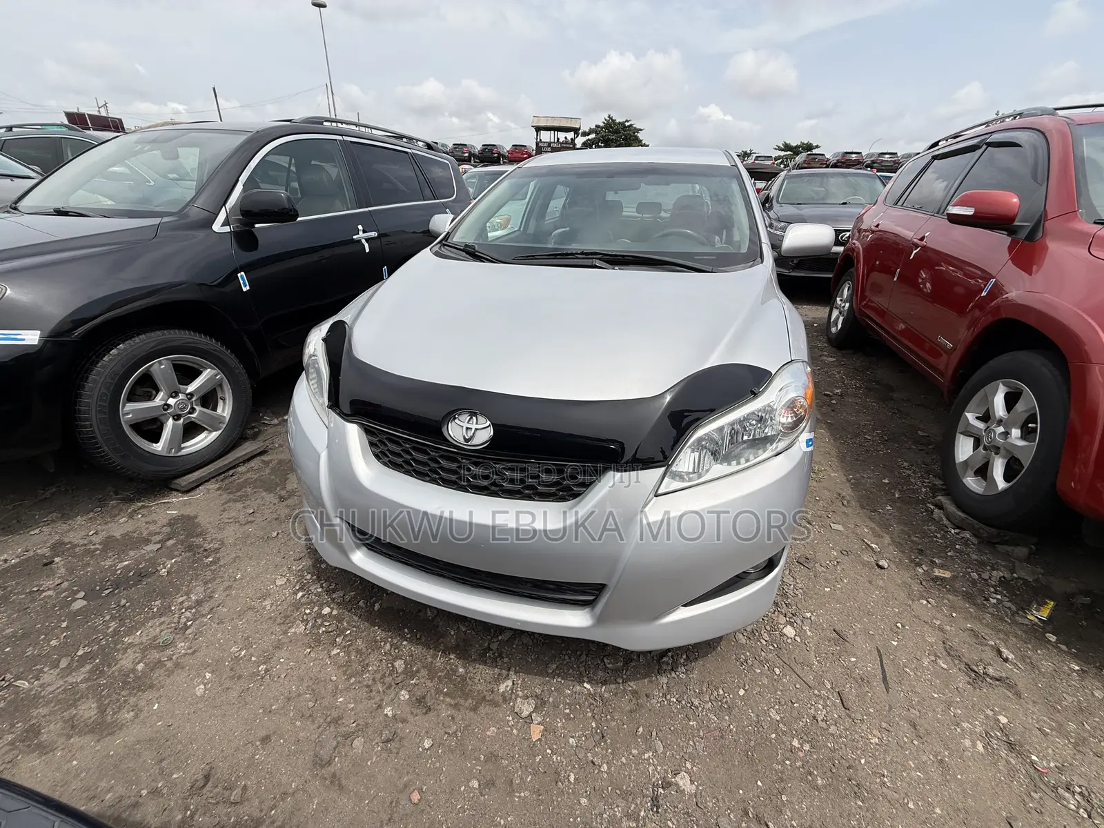 Toyota Matrix S Hatchback AWD (2.4L 4cyl 4A) 2010 Silver