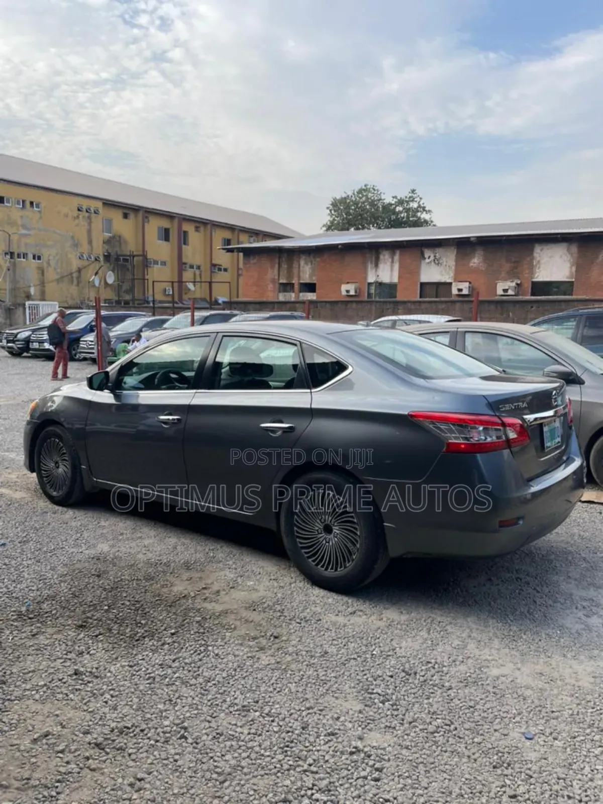 Nissan Sentra S 4dr Sedan (1.8L 4cyl CVT) 2015 Gray