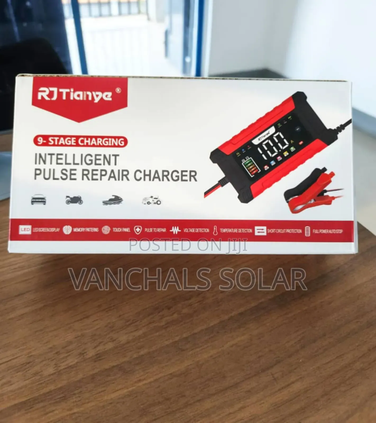 Lithium Lifepo4/Lead Acid Automatic Battery Charger 12v 10a