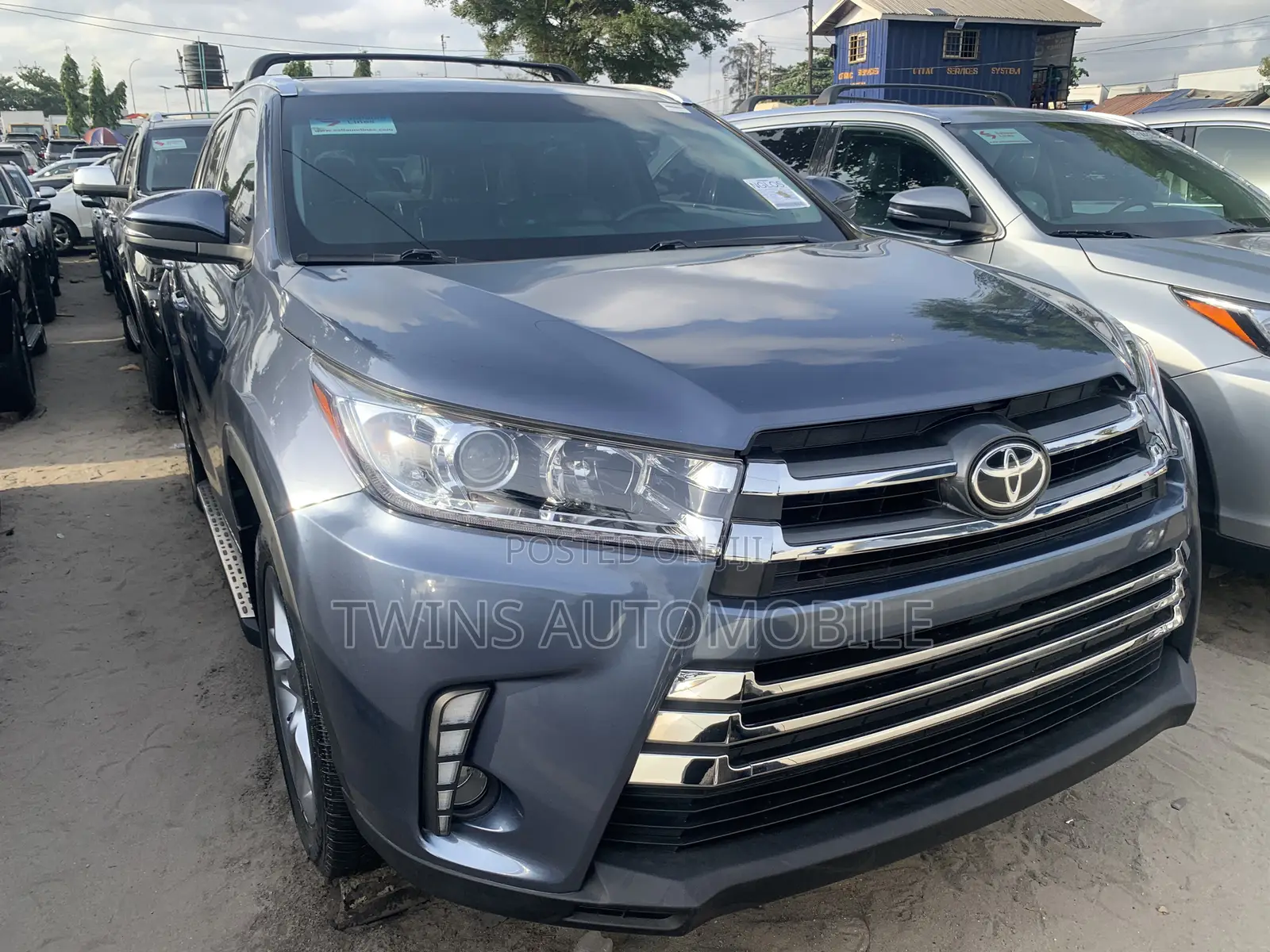 Toyota Highlander Limited 4dr SUV AWD (3.5L 6cyl 6A) 2015 Blue