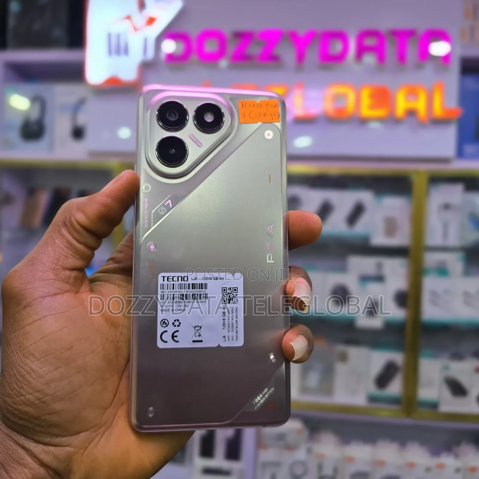 Tecno Pova 7 128 GB Gold