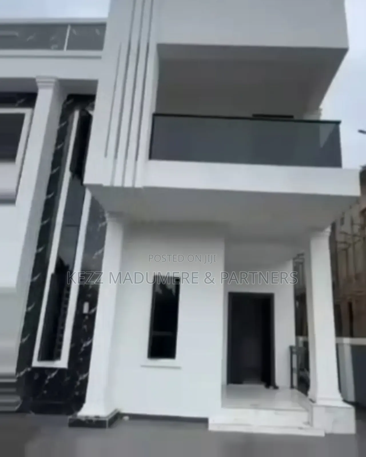 4bdrm Duplex in Eneka Eliozu Link for sale
