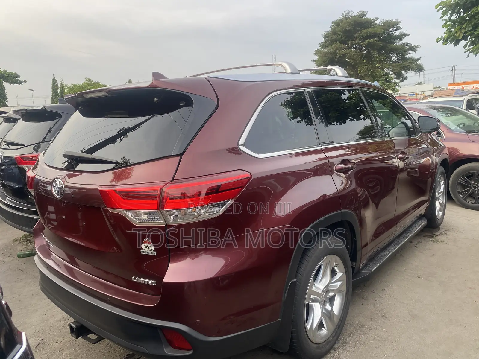 Toyota Highlander Limited Platinum 4dr SUV AWD (3.5L 6cyl 6A) 2015 Red