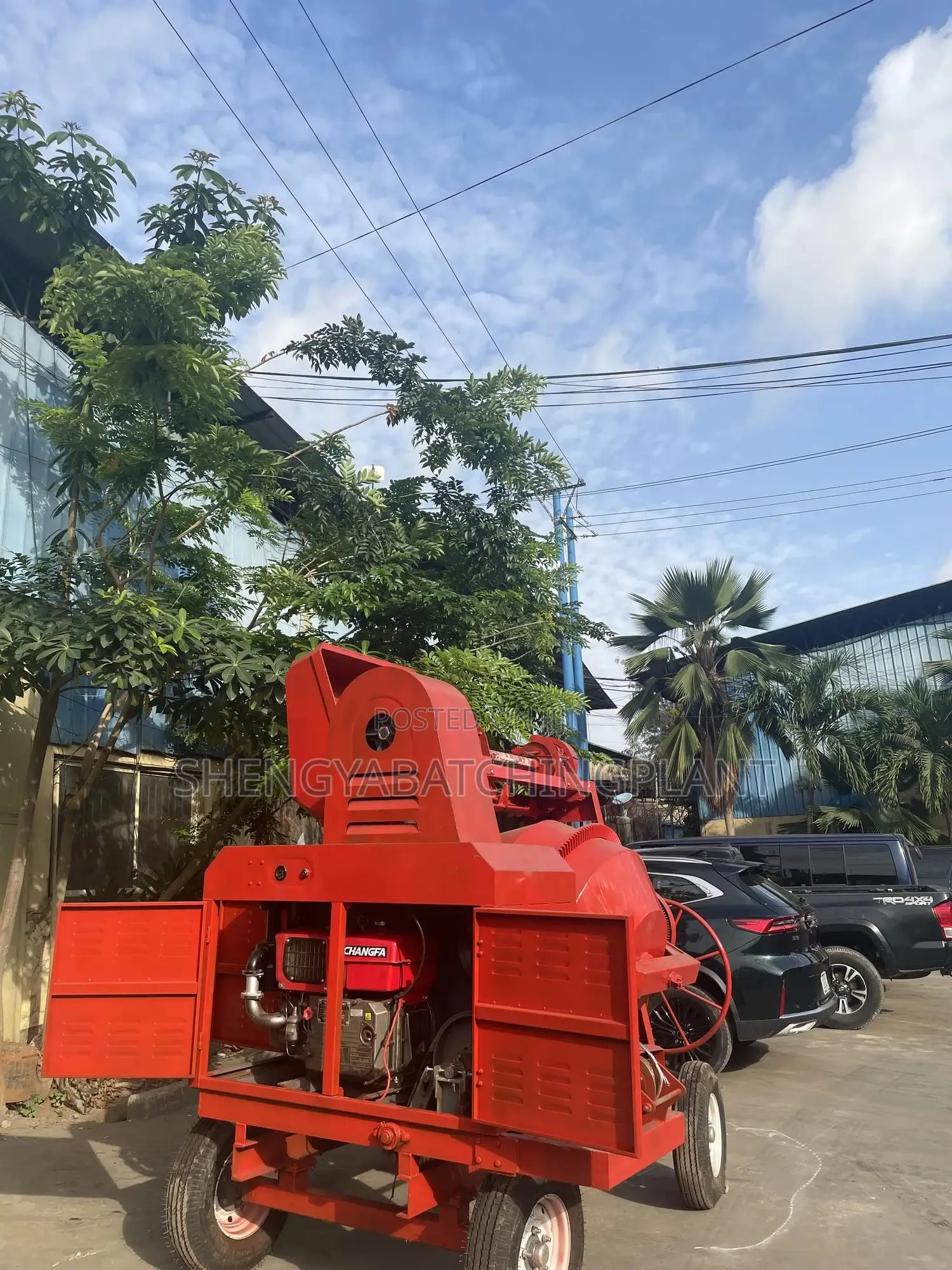 Self Loader Concrete Mixer With Hoist