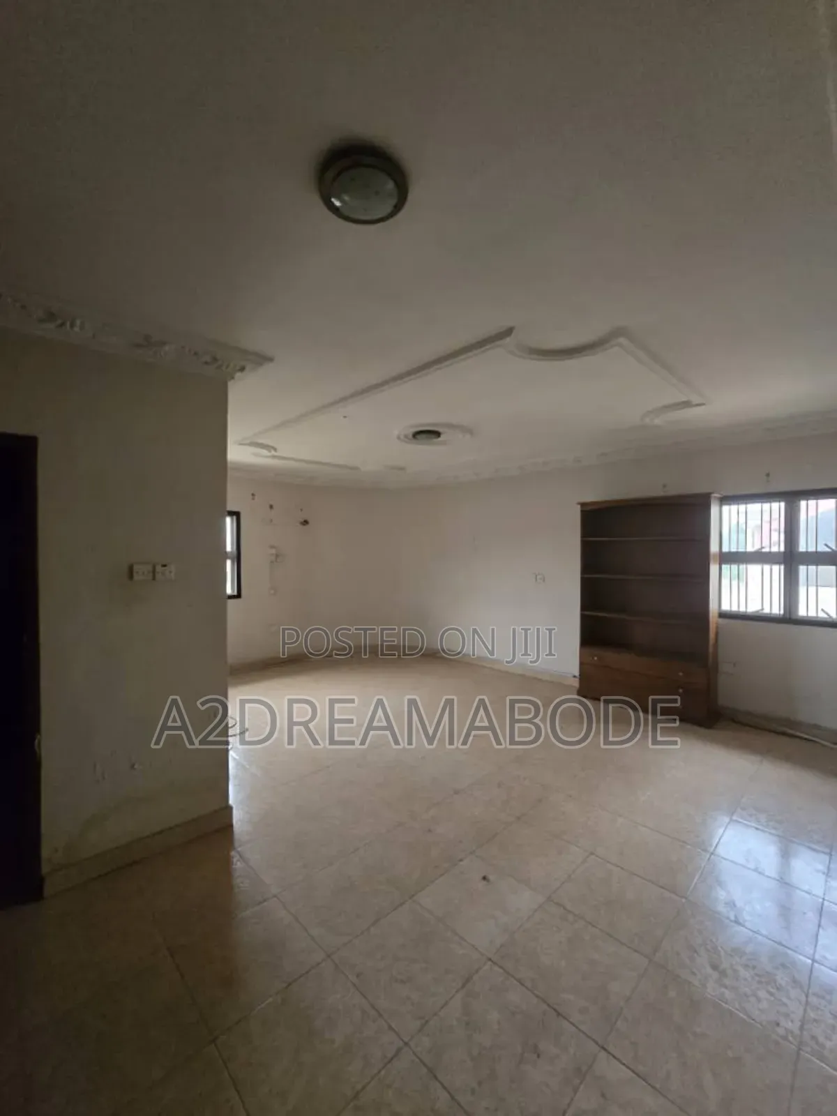 5bdrm Duplex in Omole Phase 2 for rent