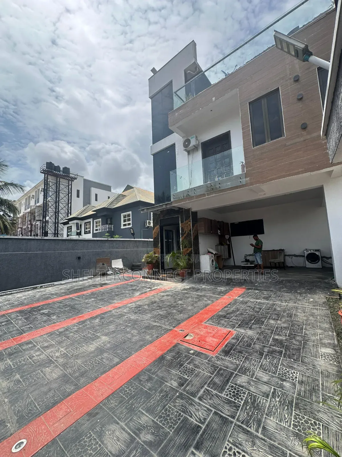 Furnished 2bdrm Apartment in Lekki Phase 1 for rent