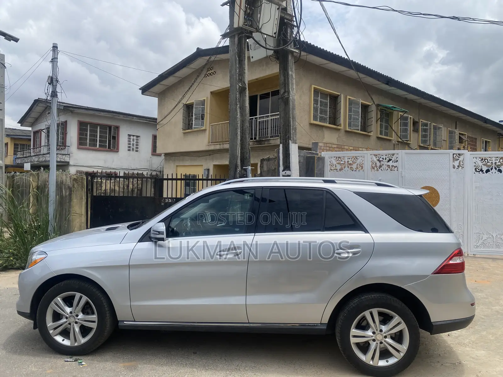 Mercedes-Benz M Class ML350 4MATIC 4dr SUV AWD (3.5L 6cyl 7A) 2014