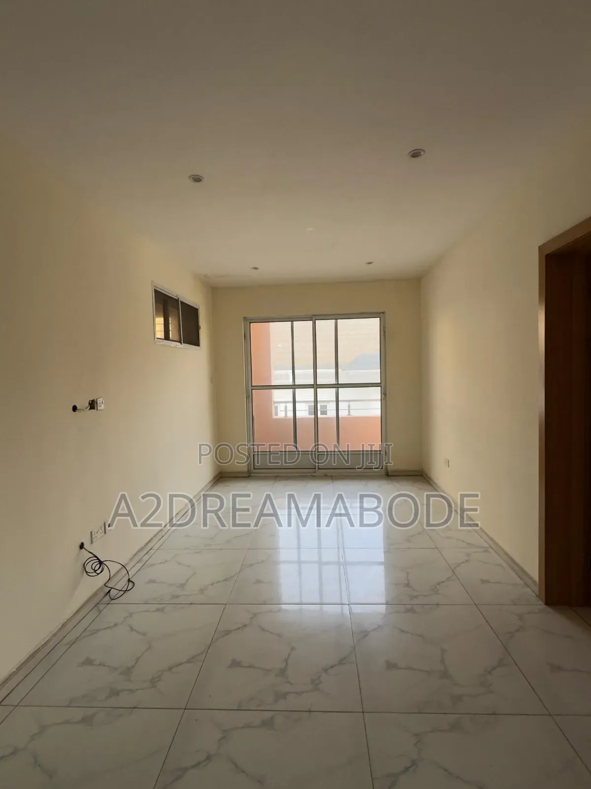 3bdrm Apartment in Ikeja Gra for rent