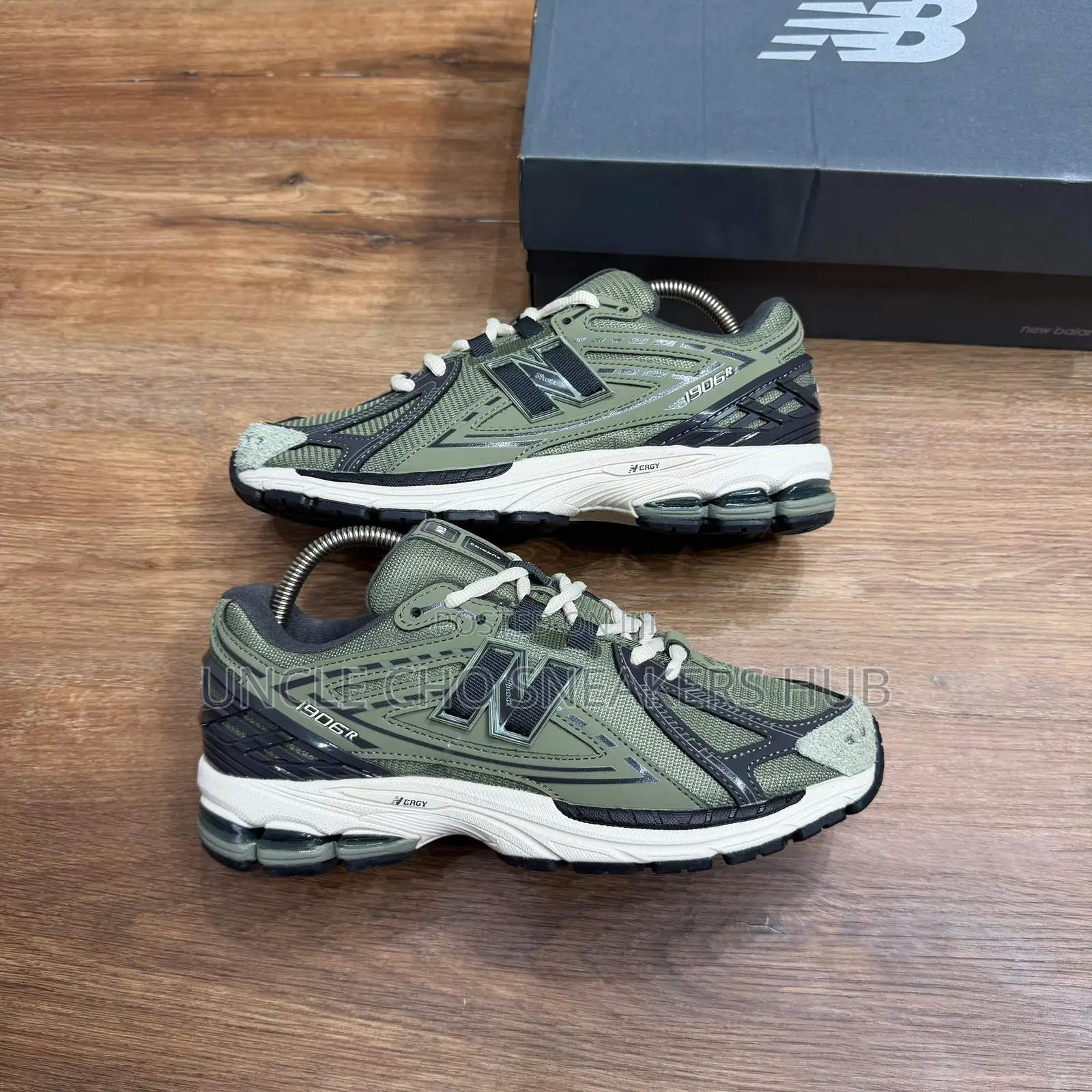New Balance 1906r