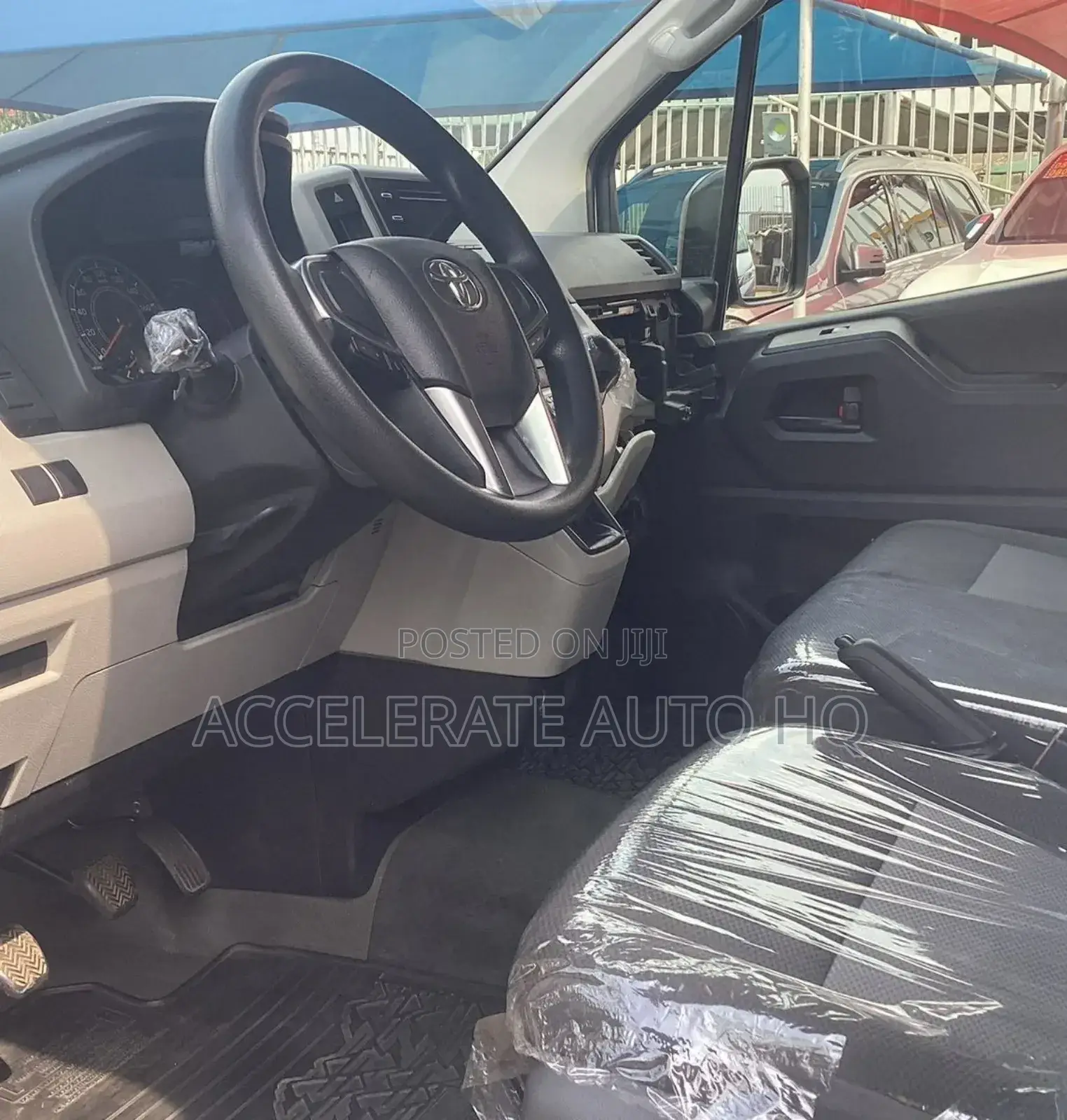 Toyota HiAce 2020 White