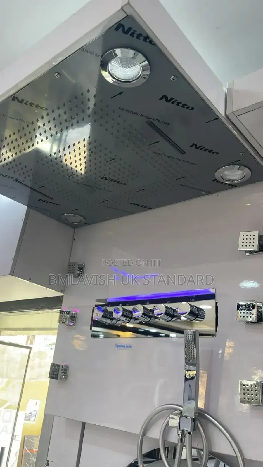Conduit Ceiling-Mounted Rain Shower Set With Led Light