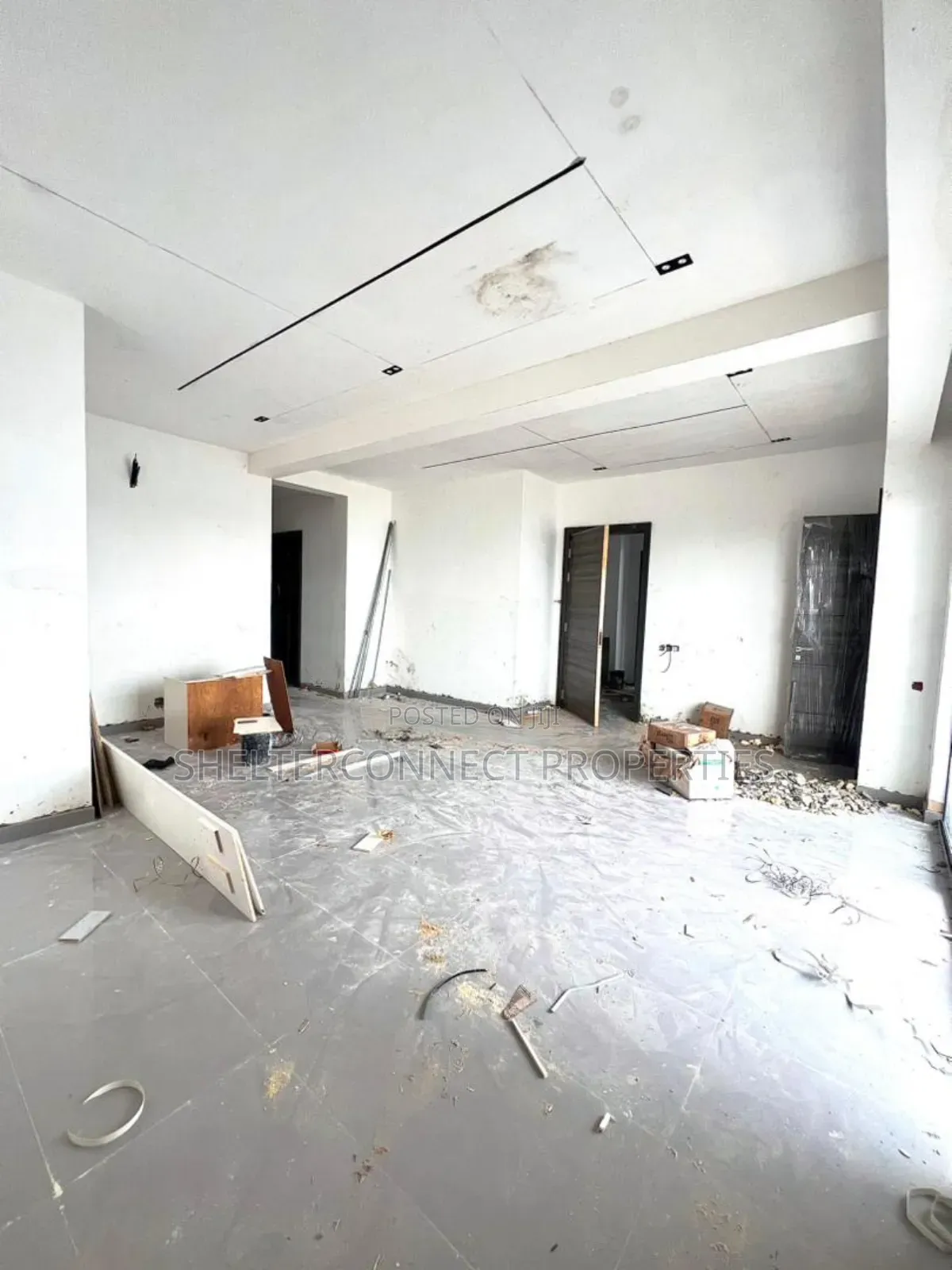 2bdrm Apartment in Lekki Phase 1 for rent