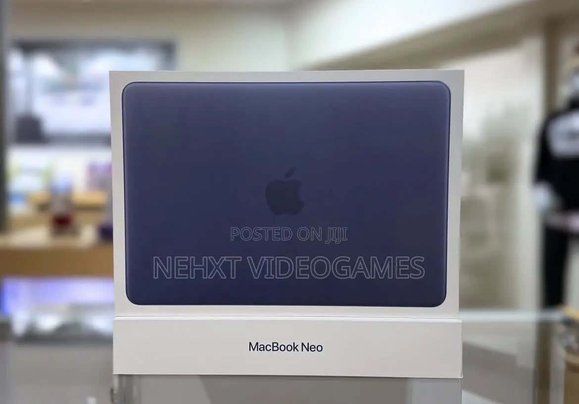 New Laptop Apple MacBook 8GB SSD 256GB
