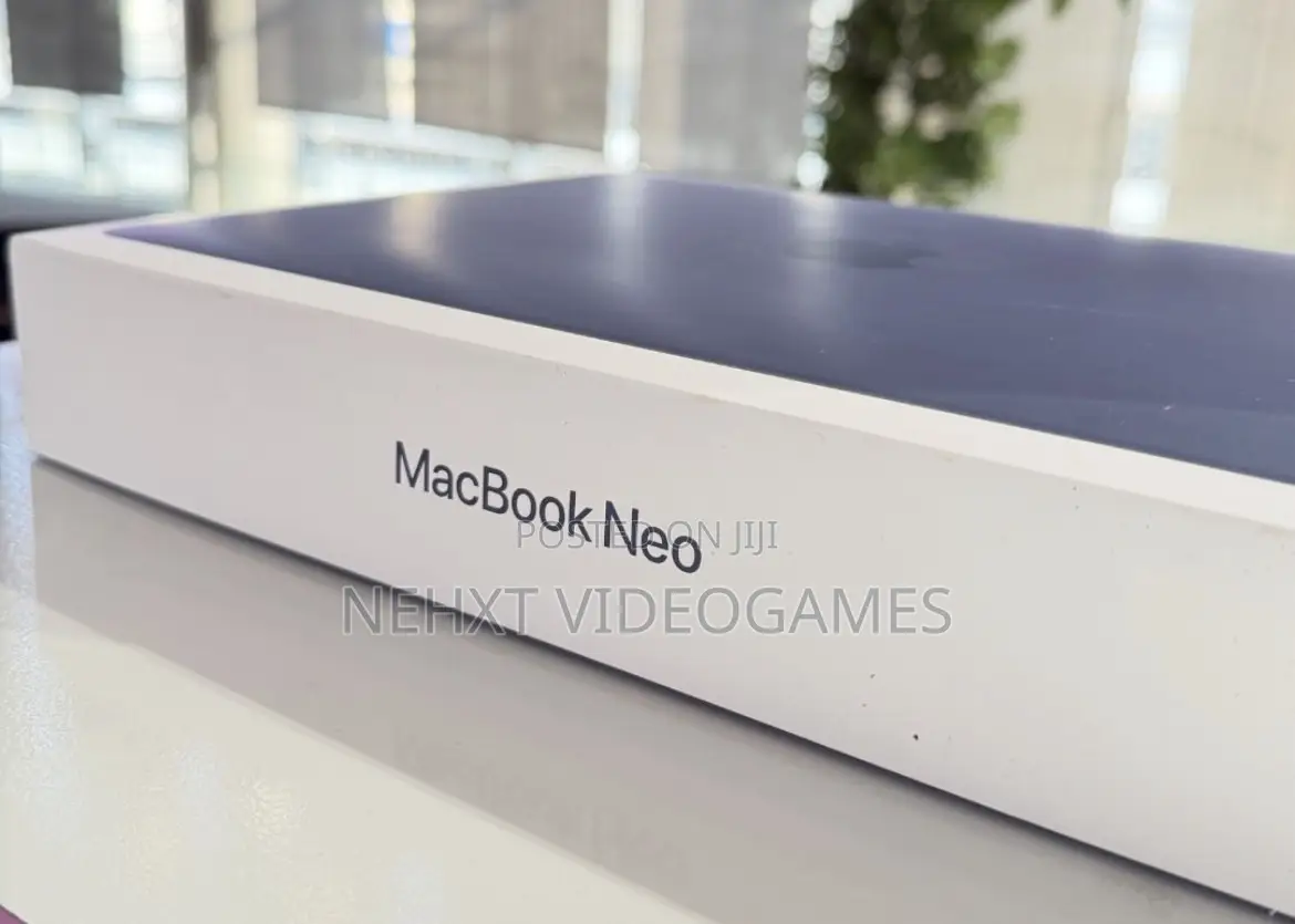 New Laptop Apple MacBook 8GB SSD 256GB