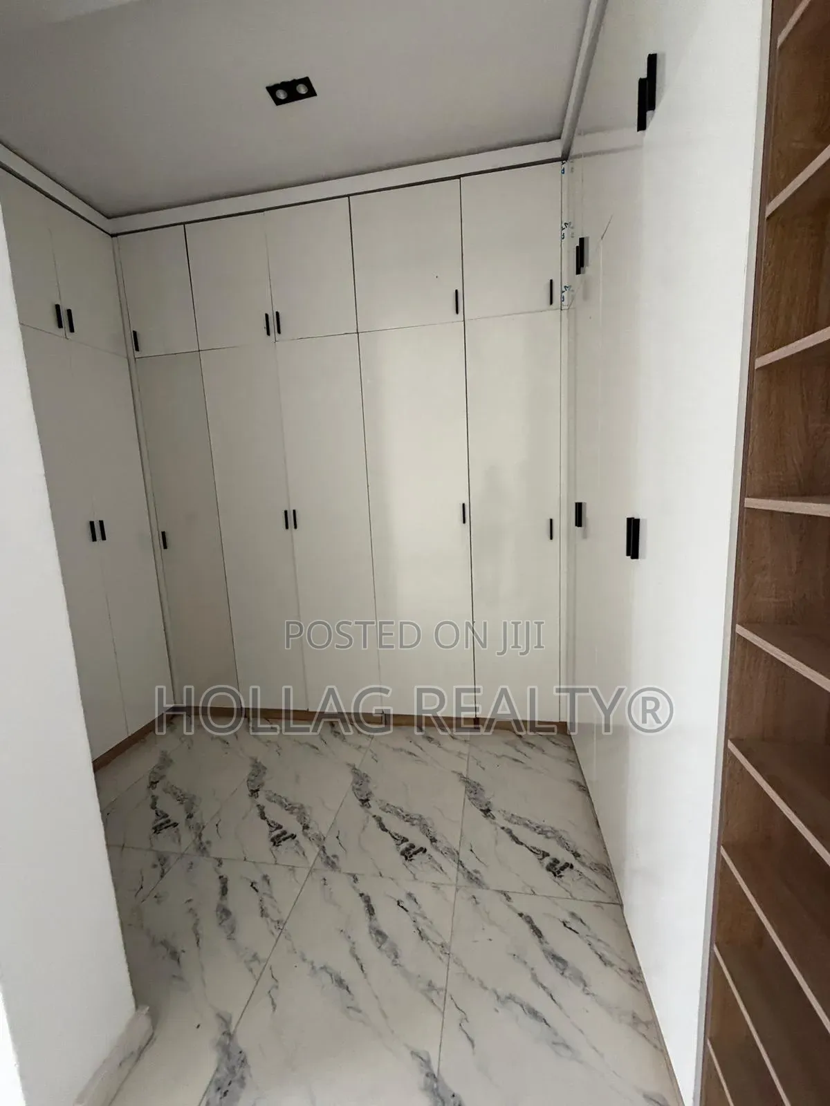 5bdrm Duplex in Lekki Palm City, Ado / Ajah for sale