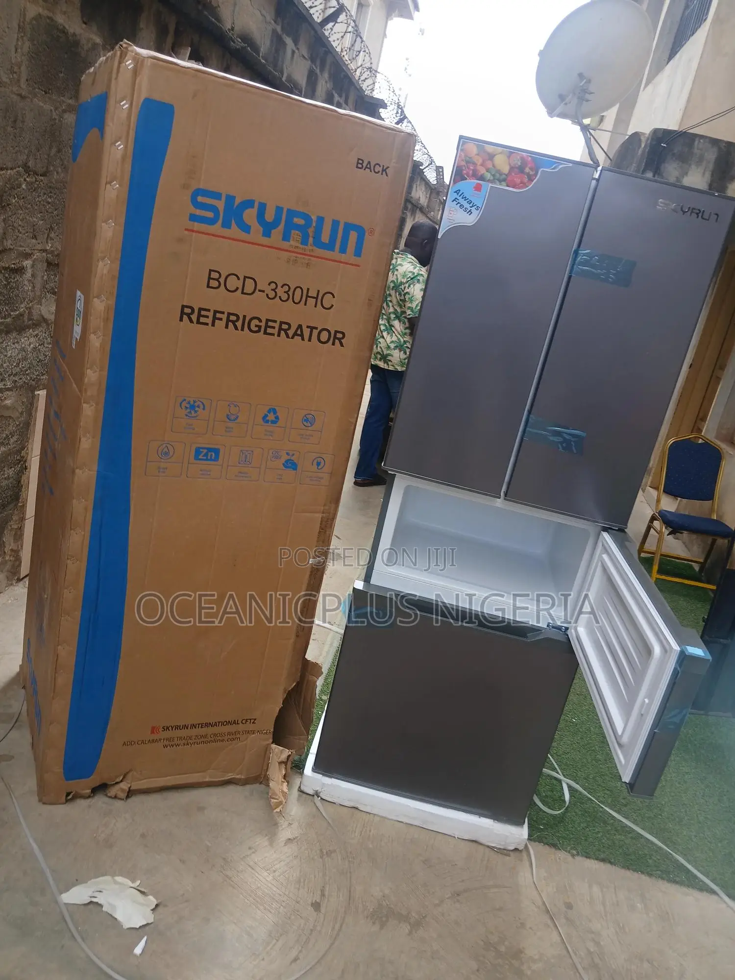 Skyrun 300l Fridge With Separate Compartments BCD-330hc