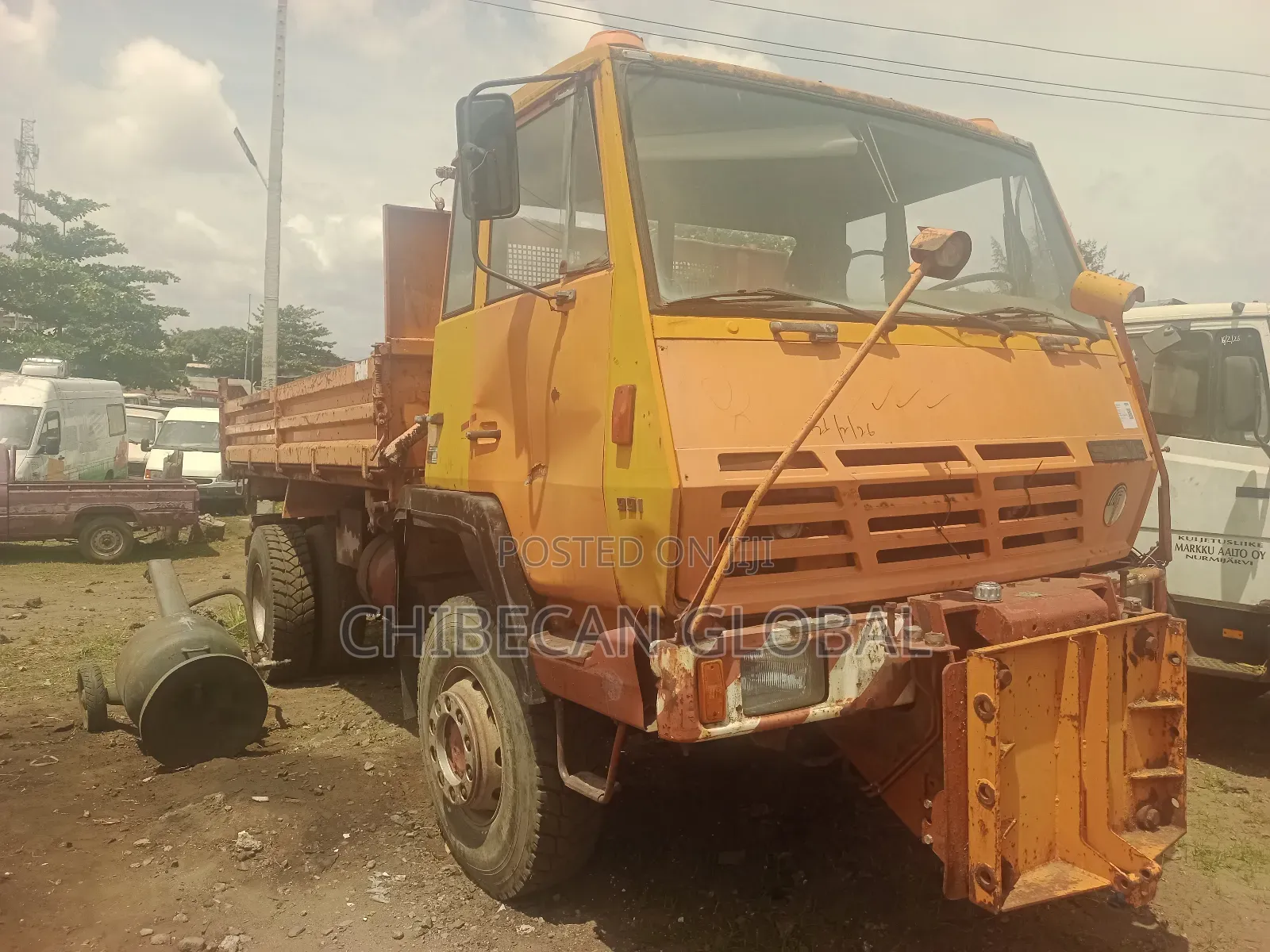 Steyr Tipper 6 Tyres 4x4 Auxiliary (Foreign Used)