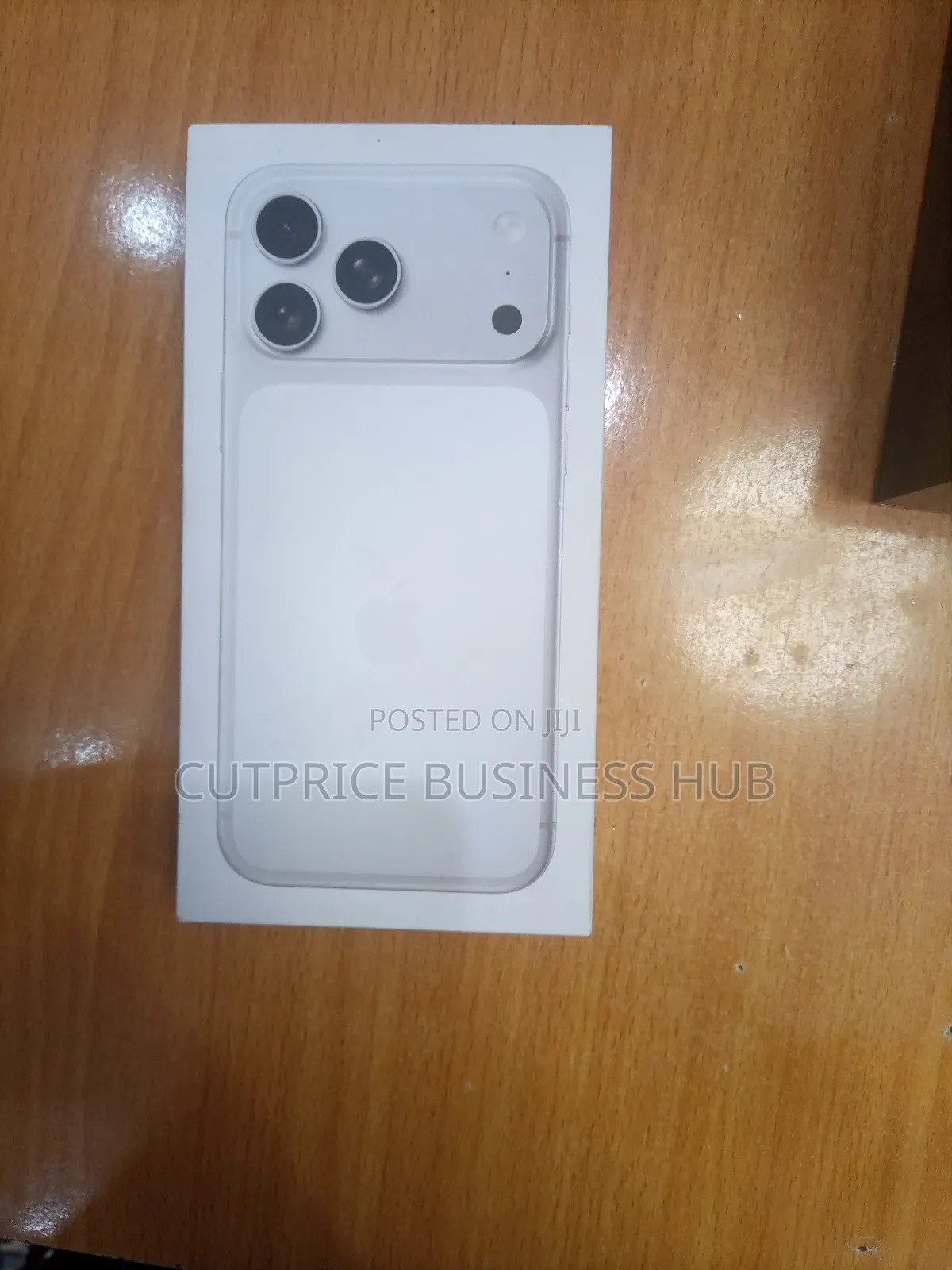 New Apple iPhone 17 Pro Max 256 GB Silver