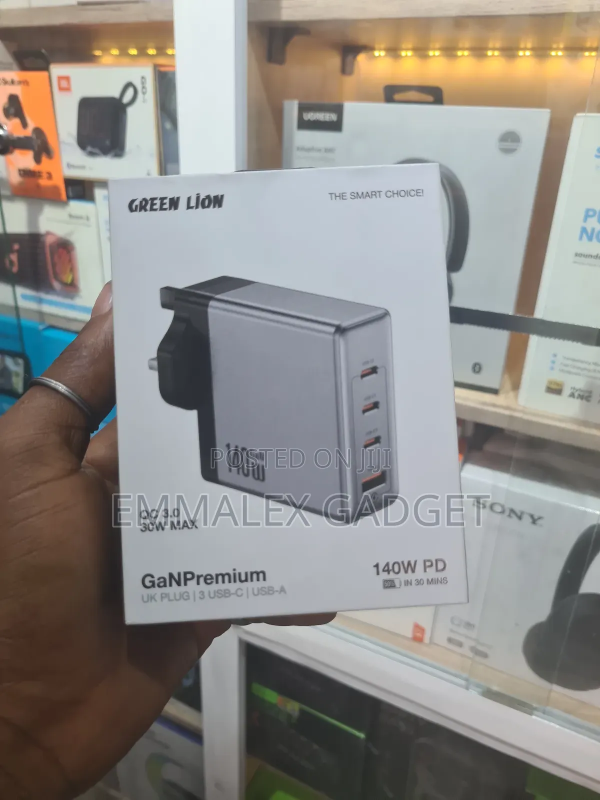 Green Lion Gan Premium Uk Plug Wall Charger (140w).
