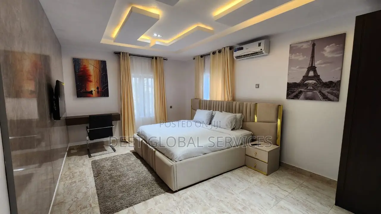 5bedroom Apartment Agungi