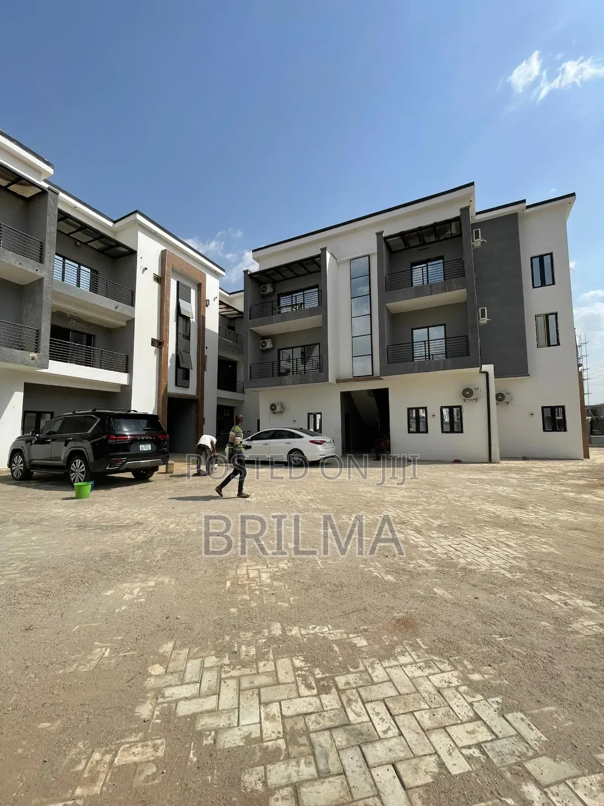3bdrm Block of Flats in Jahi for sale