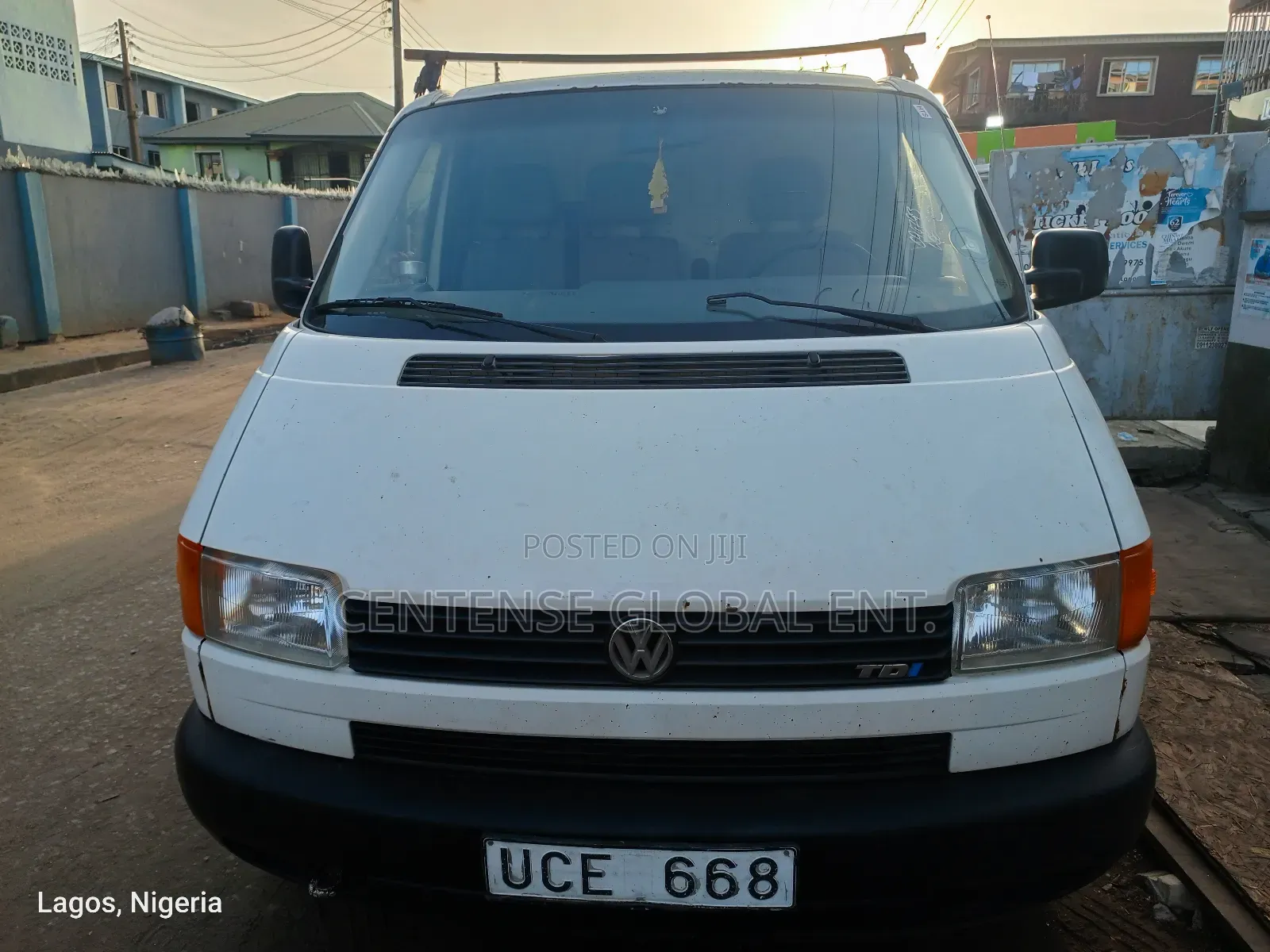 Volkswagen Transporter 2001 White